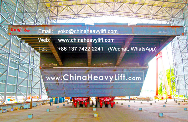 CHINA HEAVY LIFT manufacture 12 axle lines Self-propelled Modular Transporters SPMT side by side move Ship section hull segment, www.chinaheavylift.com