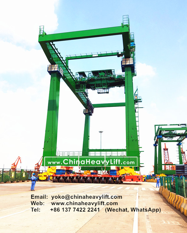 CHINA HEAVY LIFT manufacture 40 axle axle lines SPMT Self-propelled Modular Transporters and 4 units PPU for giant Port Machinery, www.chinaheavylift.com