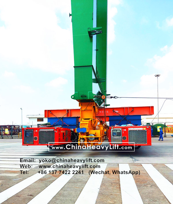 CHINA HEAVY LIFT manufacture 40 axle axle lines SPMT Self-propelled Modular Transporters and 4 units PPU for giant Port Machinery, www.chinaheavylift.com