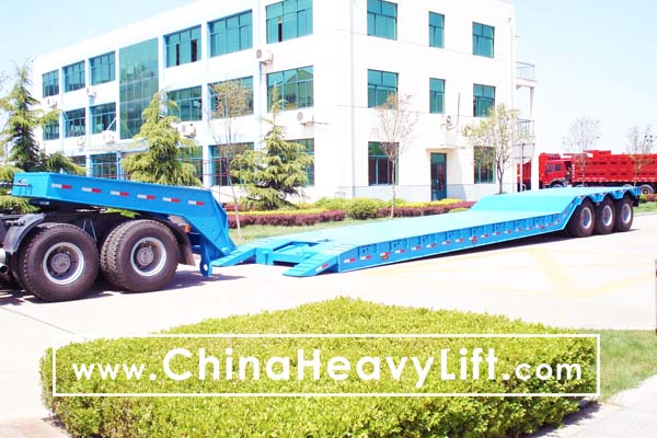 CHINA HEAVY LIFT manufacture detachable gooseneck lowbed lowboy trailer, www.chinaheavylift.com