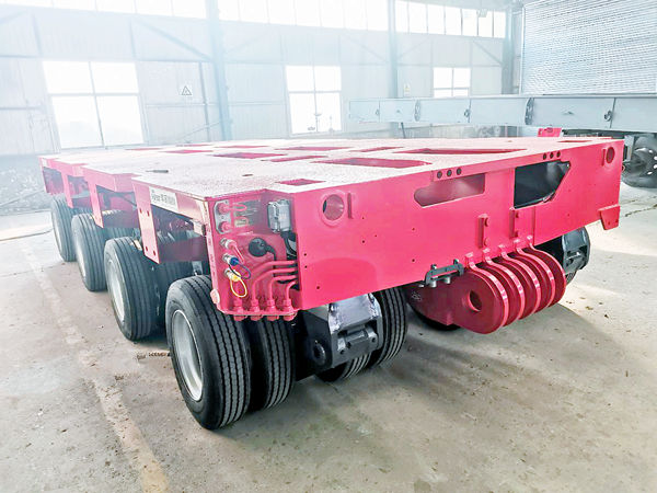 CHINA HEAVY LIFT manufacture modular trailer multi axle trailer compatible Goldhofer THP/SL heavy duty modules, and 10 axle hydraulic lowbed trailers, hydraulic suspension, hydraulic steering, hydraulic gooseneck, www.chinaheavylift.com